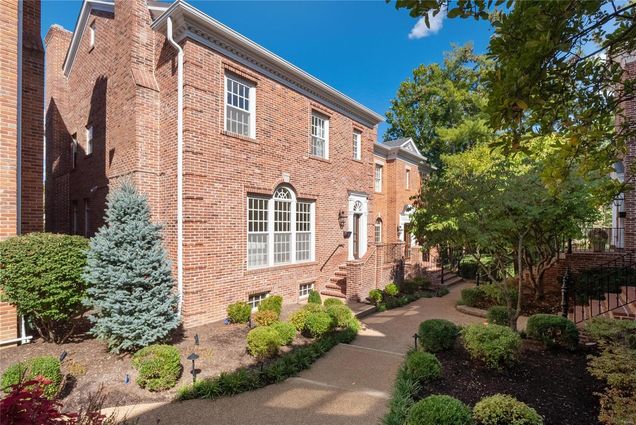 312 N Brentwood Boulevard Unit 8 St Louis, MO Townhouse Sold - Photo 1 of 34. Opens carousel modal