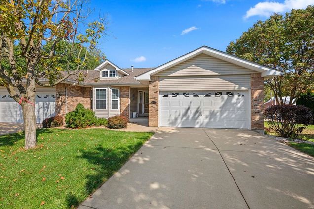 155 Braewood Circle Unit 8C St Charles, MO Condo Sold - Photo 1 of 42. Opens carousel modal