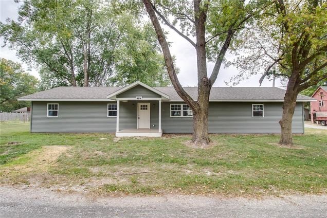 484 Elder Street Palmyra, IL House Sold - Photo 1 of 34. Opens carousel modal