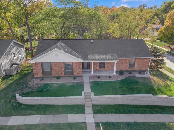 1903 Schoettler Valley Drive Chesterfield, MO House Sold - Photo 1 of 41. Opens carousel modal