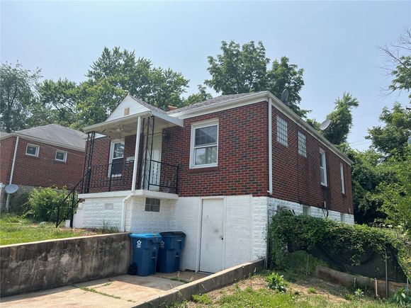 5339 Fletcher Street St Louis, MO House Sold - Photo 1 of 27. Opens carousel modal