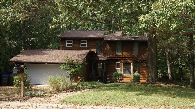 1319 Woodland Oaks Drive Ballwin, MO House Sold - Photo 1 of 36. Opens carousel modal