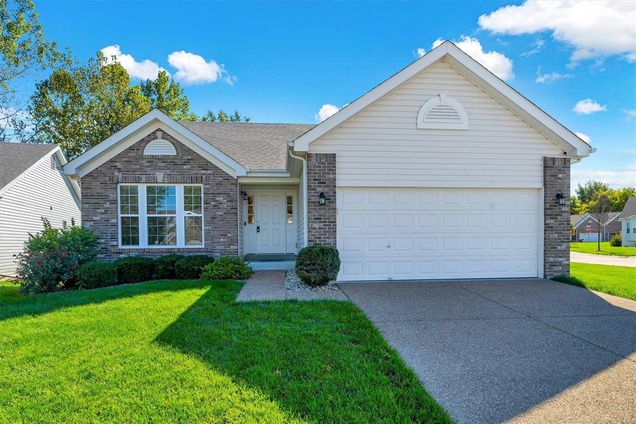 1 Newport Court St Peters, MO House Sold - Photo 1 of 29. Opens carousel modal