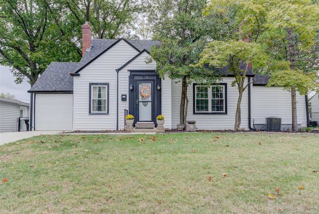 1122 N Geyer Road St Louis, MO House Sold - Photo 1 of 29. Opens carousel modal