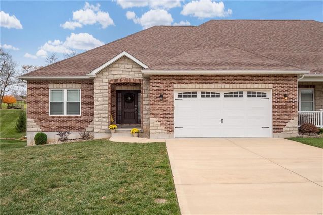 433 Legacy Lane Villa Ridge, MO House Sold - Photo 1 of 47. Opens carousel modal