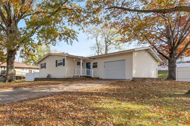 330 Amend Court St Louis, MO House Sold - Photo 1 of 27. Opens carousel modal