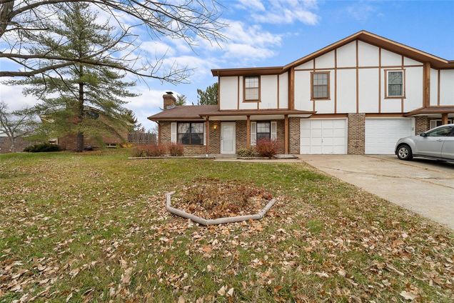 5612 Pinehurst Lane Columbia, MO House Sold - Photo 1 of 30. Opens carousel modal