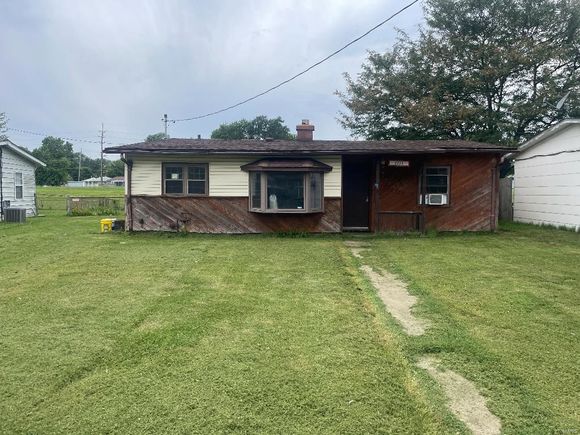 2713 Dale Avenue Granite City, IL House Sold - Photo 1 of 10. Opens carousel modal