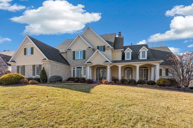 1430 Country Lake Estates Drive Chesterfield, MO House Sold - Photo 1 of 70. Opens carousel modal