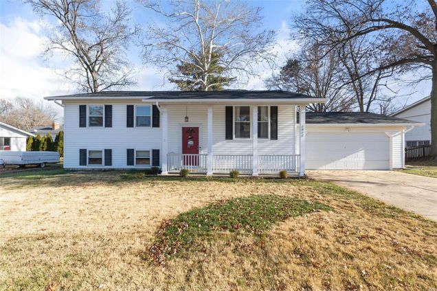 1012 Ross Avenue St Louis, MO House Sold - Photo 1 of 36. Opens carousel modal