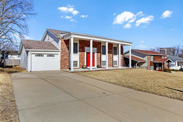 12437 Leigh Lane Maryland Heights, MO House Sold - Photo 1 of 28. Opens carousel modal
