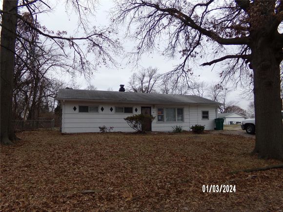 15 Gladys Drive Cahokia, IL House Sold - Photo 1 of 16. Opens carousel modal