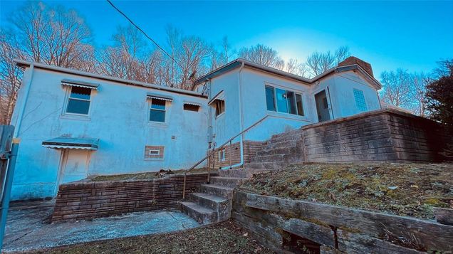 3840 Old State Route 21 Imperial, MO House Sold - Photo 1 of 19. Opens carousel modal