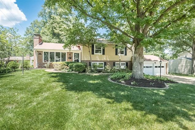 1101 Whitecliff Drive Kirkwood, MO House Sold - Photo 1 of 58. Opens carousel modal