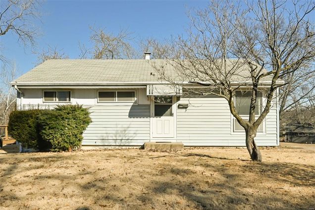 7835 Atherstone Drive St Louis, MO House Sold - Photo 1 of 22. Opens carousel modal