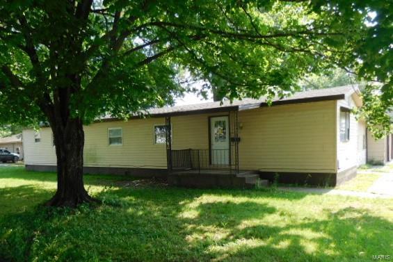 900 S Mill Street Flora, IL House Sold - Photo 1 of 9. Opens carousel modal