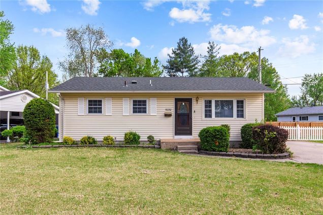 1630 Tyson Drive Florissant, MO House Sold - Photo 1 of 19. Opens carousel modal