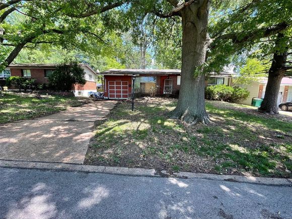 10228 Viscount Drive St Louis, MO House Sold - Photo 1 of 15. Opens carousel modal