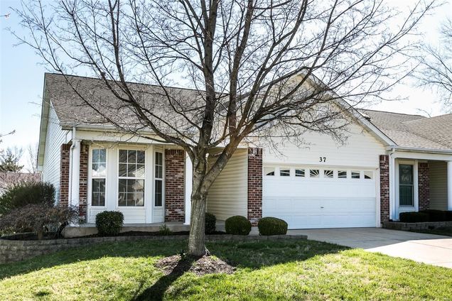 37 Twelve Oaks Court Unit 5A St Peters, MO House Sold - Photo 1 of 39. Opens carousel modal