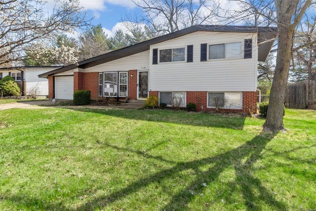 2240 Martin Drive Florissant, MO House Sold - Photo 1 of 28. Opens carousel modal
