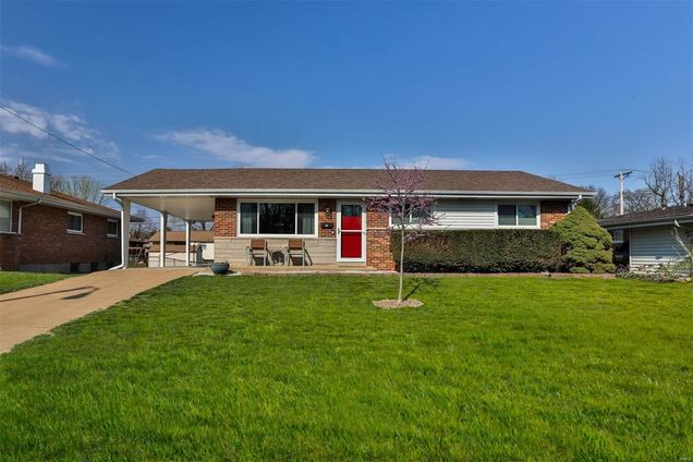 10 Tamma Lane Hazelwood, MO House Sold - Photo 1 of 29. Opens carousel modal