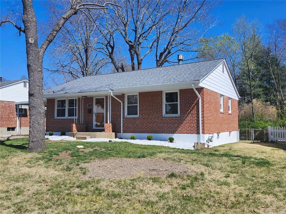9532 Hale Drive St Louis, MO House Sold - Photo 1 of 12. Opens carousel modal