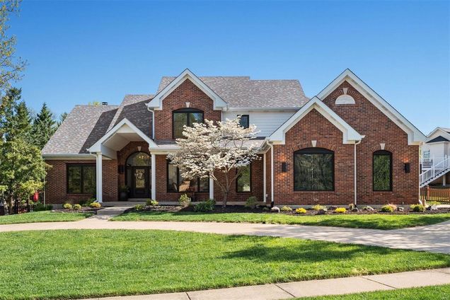 12413 Stratford Ridge Court Creve Coeur, MO House Sold - Photo 1 of 44. Opens carousel modal