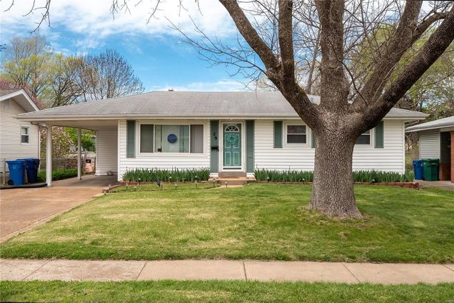 29 Manor Drive Florissant, MO House Sold - Photo 1 of 30. Opens carousel modal