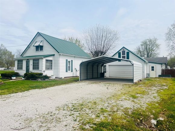 720 N Olive Street St Elmo, IL House Sold - Photo 1 of 25. Opens carousel modal
