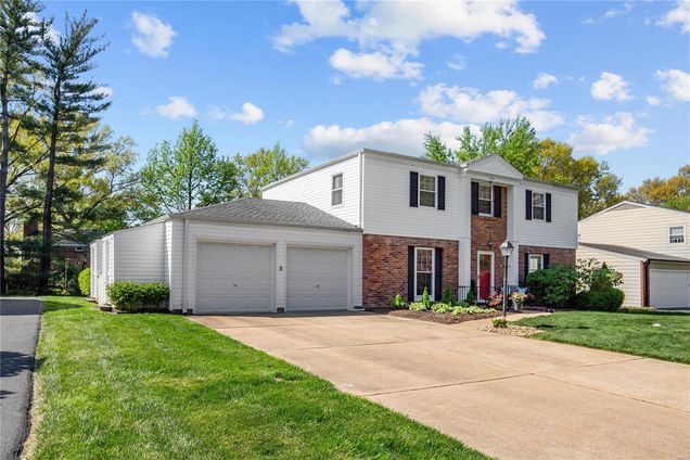 404 Windsor Spring Drive St Louis, MO House Sold - Photo 1 of 29. Opens carousel modal