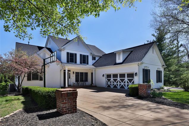 332 White House Farm Drive Chesterfield, MO House Sold - Photo 1 of 27. Opens carousel modal