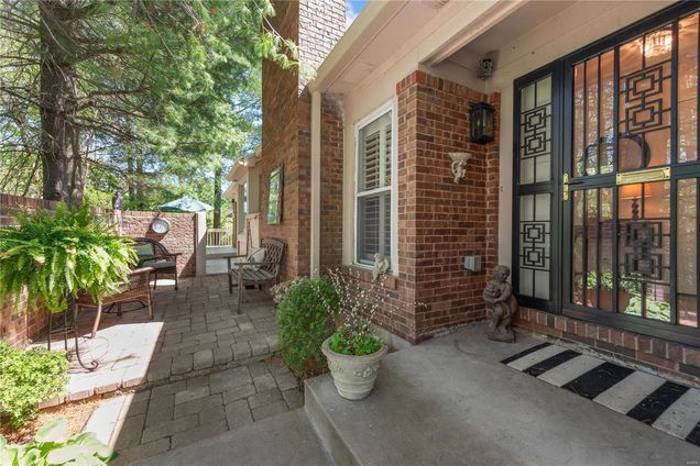 1054 King Henry Court St Louis, MO Condo Sold - Photo 1 of 39. Opens carousel modal