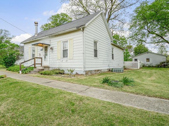 613 West Mill Street Ava, IL House Sold - Photo 1 of 5. Opens carousel modal