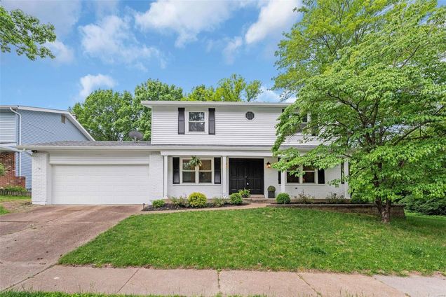 800 Windingpath Lane Manchester, MO House Sold - Photo 1 of 1. Opens carousel modal