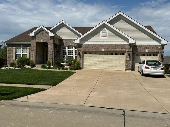 815 Brockwell Drive O'Fallon, MO House Sold - Photo 1 of 28. Opens carousel modal