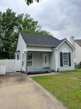 810 Liberty Village Drive Florissant, MO House Sold - Photo 1 of 13. Opens carousel modal