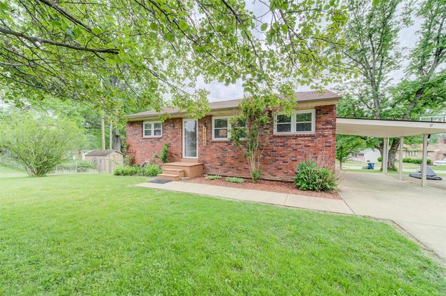 10360 Roscommon Drive St Louis, MO House Sold - Photo 1 of 37. Opens carousel modal