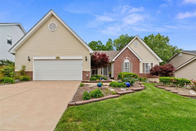 4560 Emerald View Court Eureka, MO House Sold - Photo 1 of 44. Opens carousel modal
