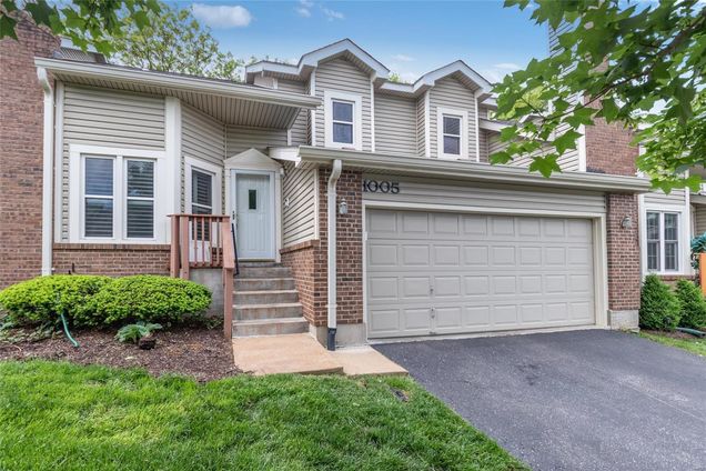 1005 N Spoede Road St Louis, MO Townhouse Sold - Photo 1 of 45. Opens carousel modal