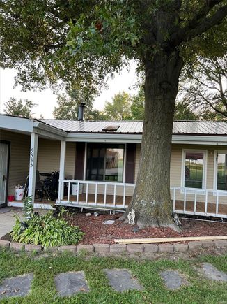 9535 Torrens Lane Lenzburg, IL House Sold - Photo 1 of 6. Opens carousel modal