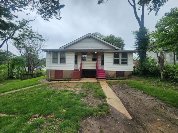 8306 Mclaran Avenue St Louis, MO Multifamily Sold - Photo 1 of 8. Opens carousel modal