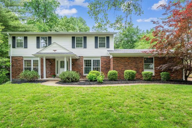 266 Kaywin Court Chesterfield, MO House Sold - Photo 1 of 17. Opens carousel modal