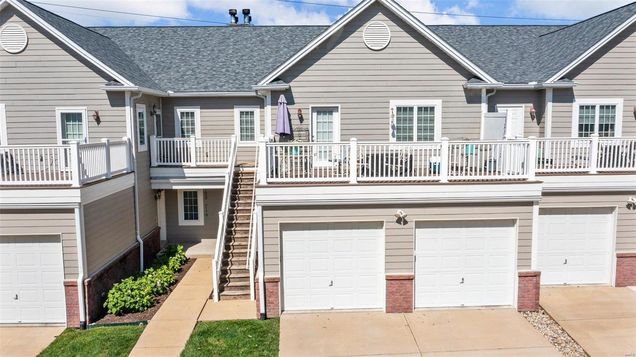 711 Windberry Court St Louis, MO Condo Sold - Photo 1 of 45. Opens carousel modal