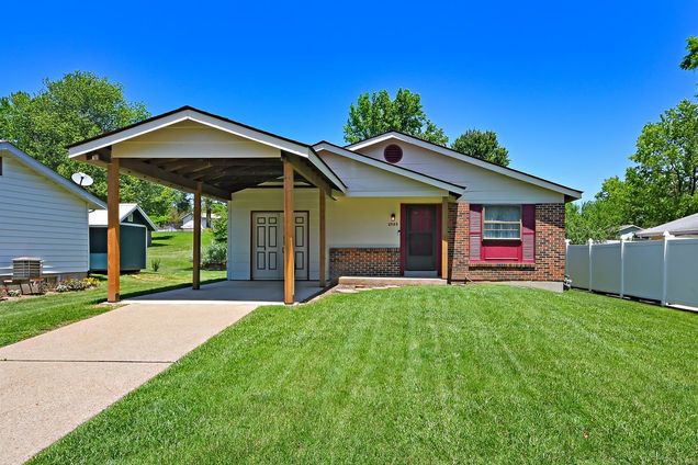 2585 Lindsay Lane Florissant, MO House Sold - Photo 1 of 11. Opens carousel modal