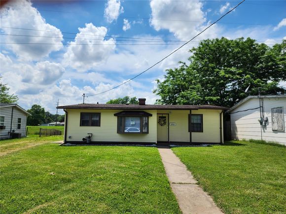 2713 Dale Avenue Granite City, IL House Sold - Photo 1 of 36. Opens carousel modal