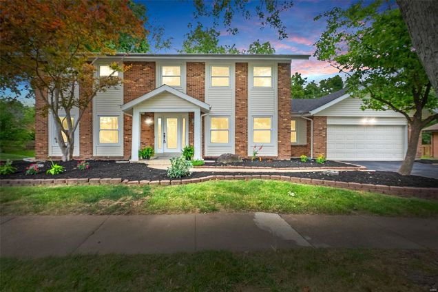 14269 Kinderhook Drive Chesterfield, MO House Sold - Photo 1 of 46. Opens carousel modal