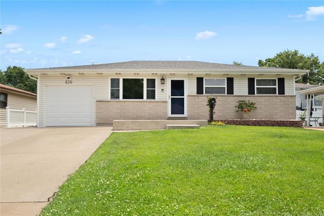 820 Cormar Drive St Louis, MO House Sold - Photo 1 of 35. Opens carousel modal