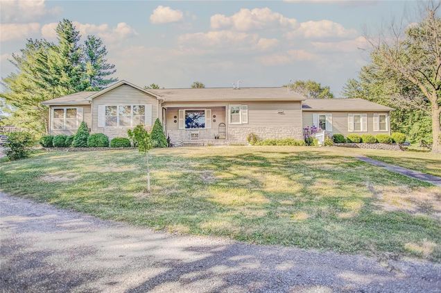 104 N Main Street Pleasant Hill, IL House Sold - Photo 1 of 70. Opens carousel modal