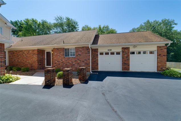 1038 Gifford Court Florissant, MO House Sold - Photo 1 of 30. Opens carousel modal