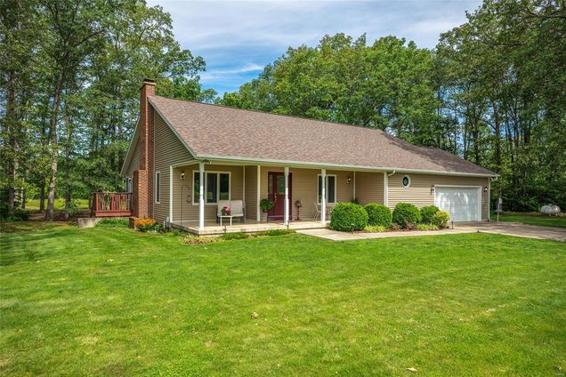 347 N 1200th Street Edgewood, IL House Sold - Photo 1 of 23. Opens carousel modal